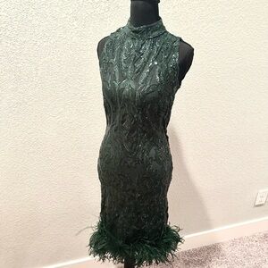 Elegant Green Sleeveless Dress
